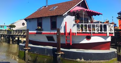 Where To Houseboat In California